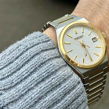 Seiko Classic SUR558P1 Quartz Men's Watch - White Dial, Two-Tone Stainless Steel Bracelet - Image 4